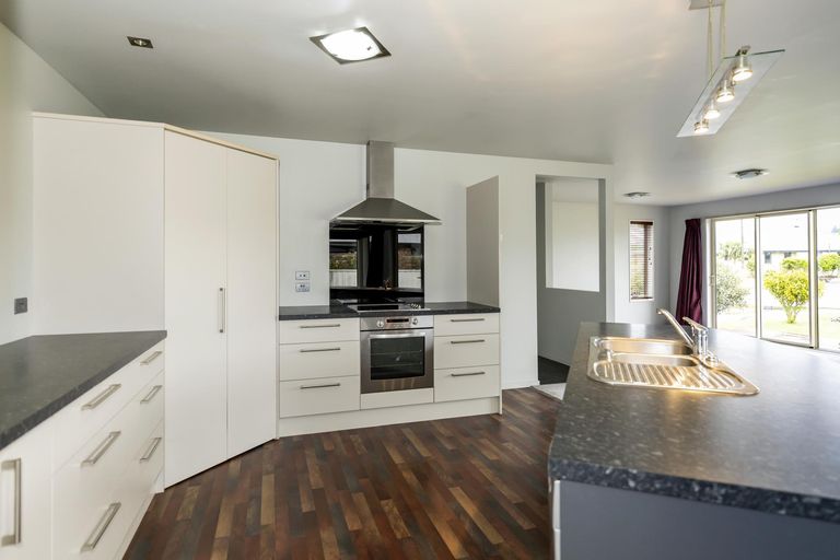 Photo of property in 11 Tancred Street, Geraldine, 7930