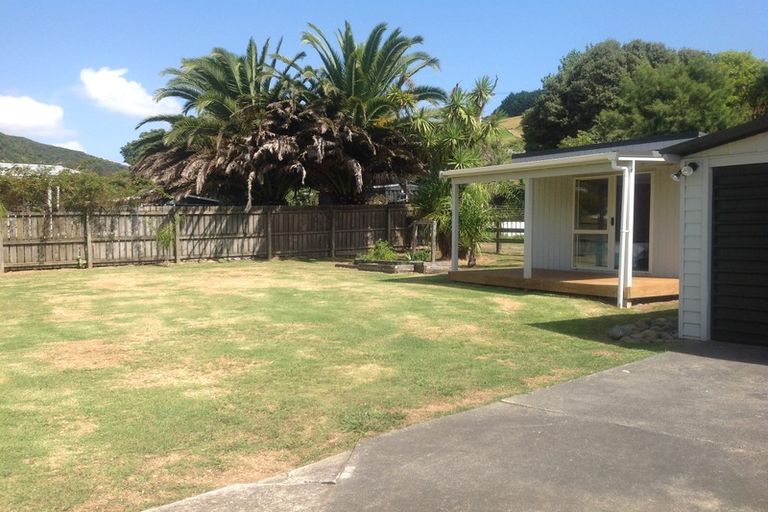 Photo of property in 11 Stack Road, Port Waikato, Tuakau, 2695