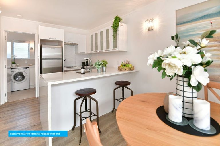 Photo of property in 2/420a Hibiscus Coast Highway, Orewa, 0931
