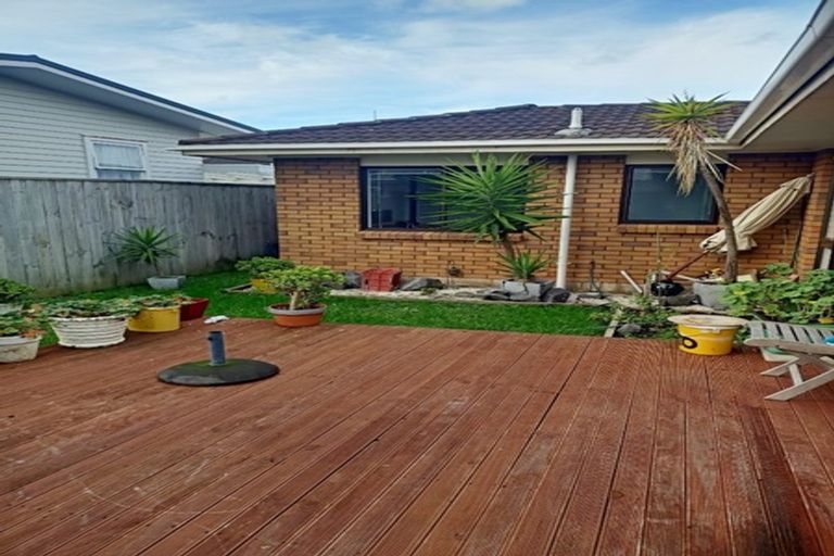Photo of property in 1/34 Dale Crescent, Pakuranga, Auckland, 2010