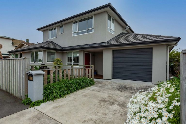 Photo of property in 17a Jull Street, Napier South, Napier, 4110