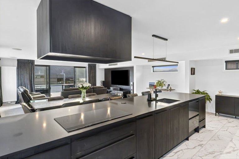 Photo of property in 9 Mills Road, Wanaka, 9305