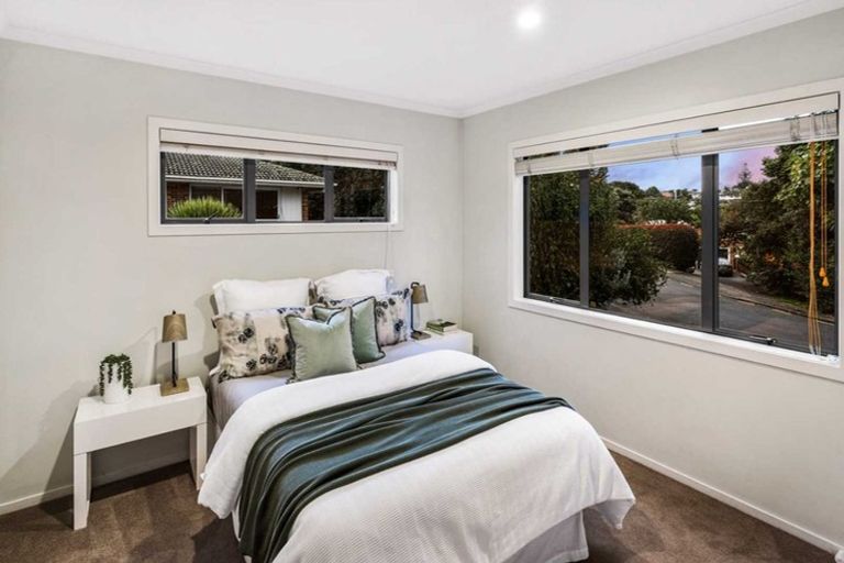 Photo of property in 1a Whitby Crescent, Mairangi Bay, Auckland, 0630