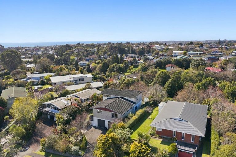 Photo of property in 7 Montana Place, Merrilands, New Plymouth, 4312