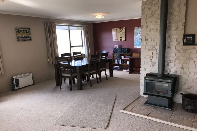 Photo of property in 2 Kamaka Crescent, Bridge Hill, Alexandra, 9320