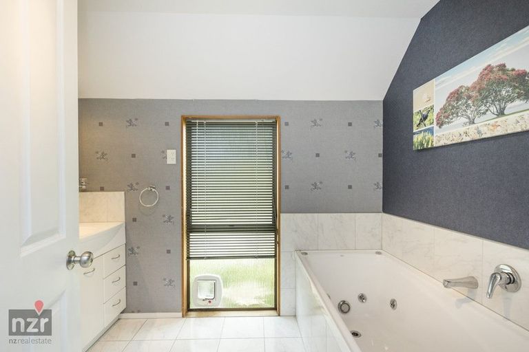 Photo of property in 4 Cullinane Avenue, Feilding, 4702