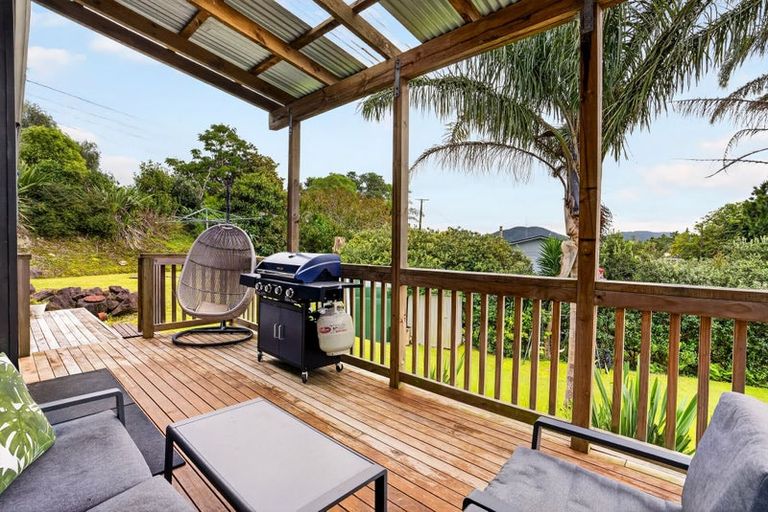 Photo of property in 16 Settlement Road, Kaiwaka, 0573