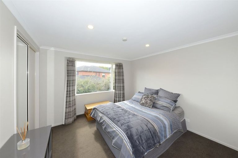 Photo of property in 11 Chateau Drive, Burnside, Christchurch, 8053