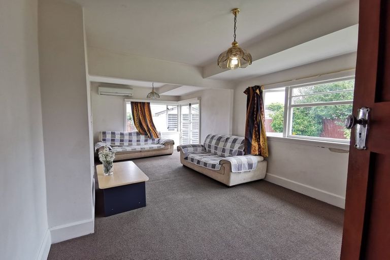 Photo of property in 35 Wrights Road, Addington, Christchurch, 8024