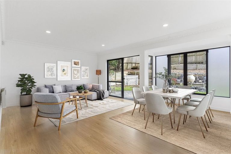 Photo of property in 48 Wiltshire Place, Somerville, Auckland, 2014