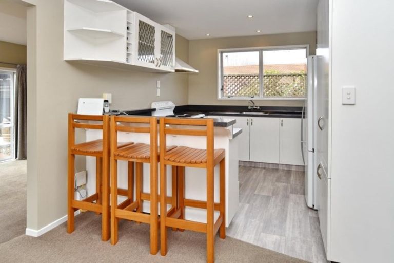 Photo of property in 63 Solomon Avenue, Redwood, Christchurch, 8051