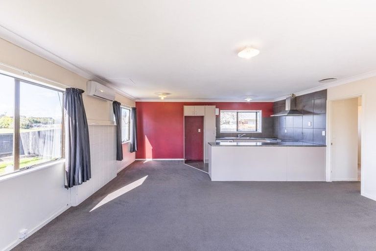 Photo of property in 129a Avalon Drive, Nawton, Hamilton, 3200