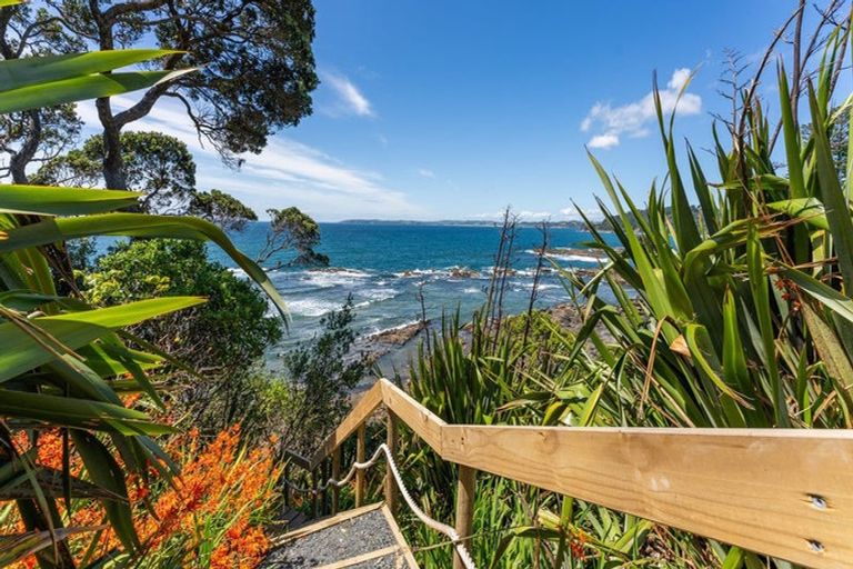 Photo of property in 57 Grand View Road, Leigh, 0985