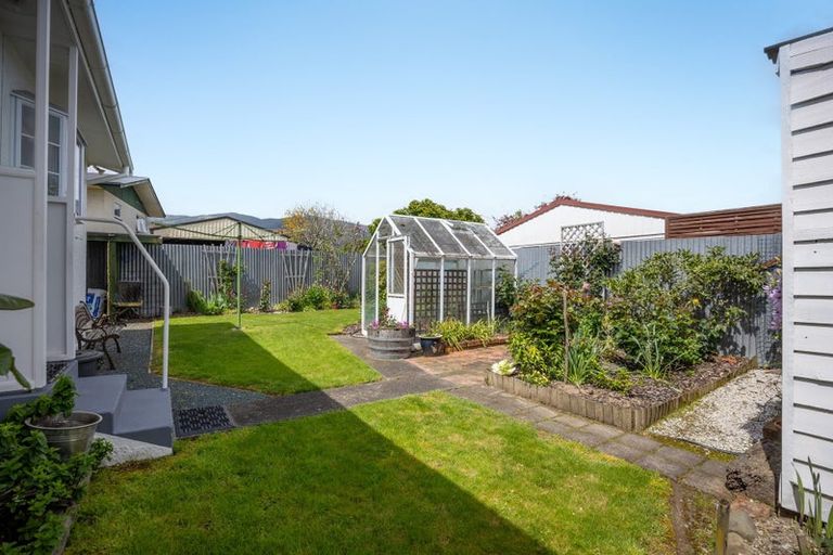 Photo of property in 1/22 Kipling Crescent, Stoke, Nelson, 7011