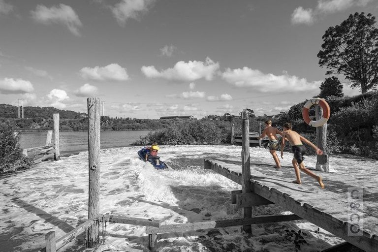 Photo of property in 18 Kent Terrace, Riverhead, 0820