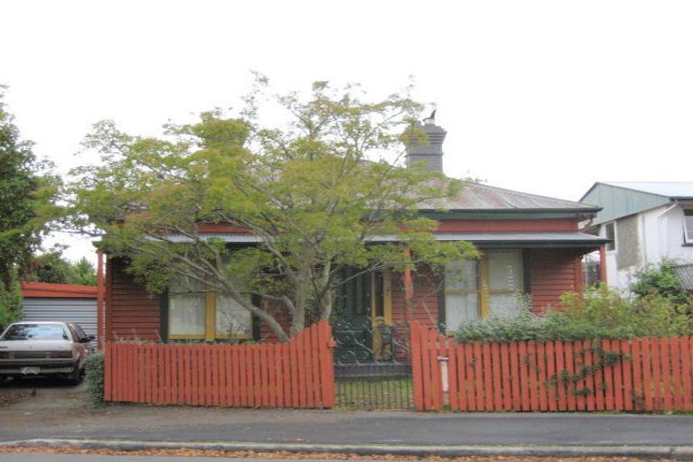 Photo of property in 132 Bristol Street, St Albans, Christchurch, 8014