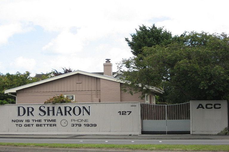 Photo of property in 127 Brougham Street, Addington, Christchurch, 8024