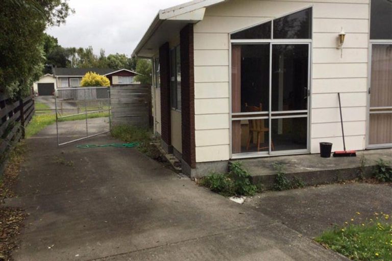 Photo of property in 38 Kimberley Grove, Westbrook, Palmerston North, 4412