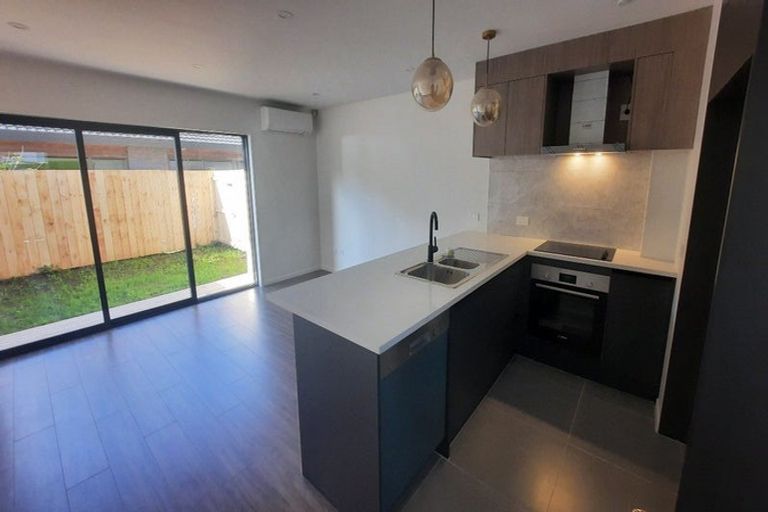 Photo of property in 7/181 Portage Road, New Lynn, Auckland, 0600