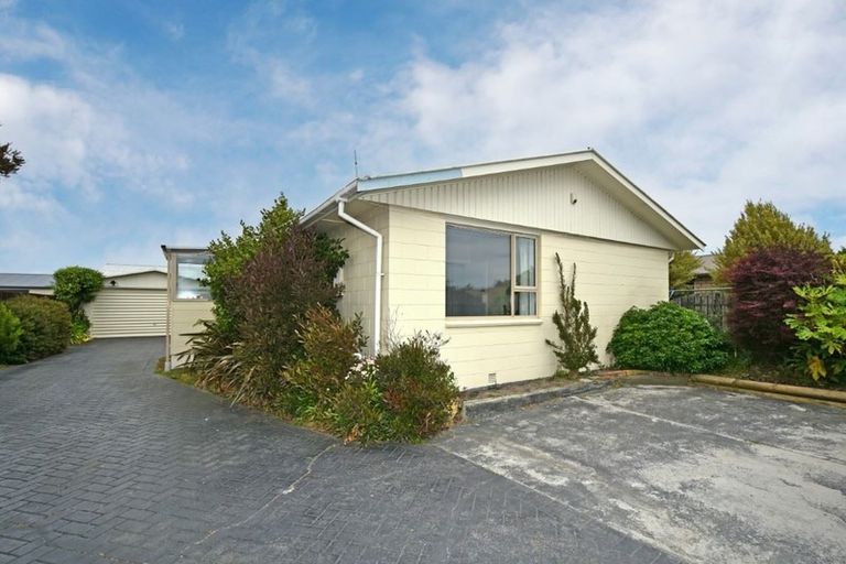 Photo of property in 43 Castletown Place, New Brighton, Christchurch, 8083