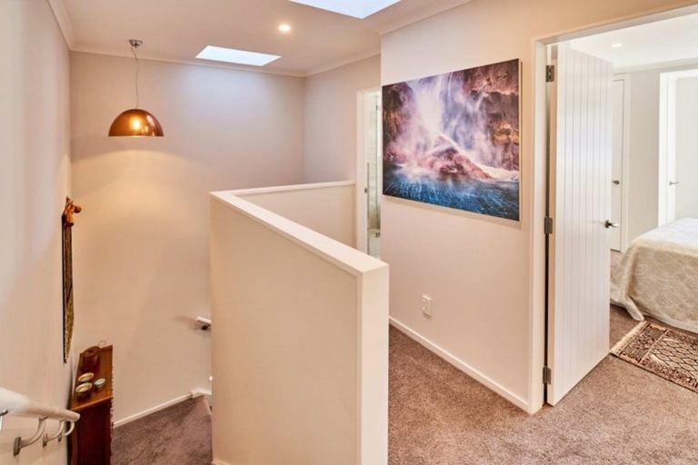 Photo of property in 14 Latimer Way, Petone, Lower Hutt, 5012