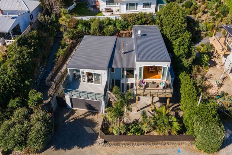 Photo of property in 13 Karekare Road, Raumati South, Paraparaumu, 5032