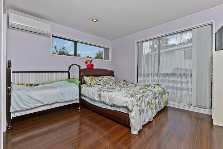 Photo of property in 78 Anich Road, Massey, Auckland, 0614