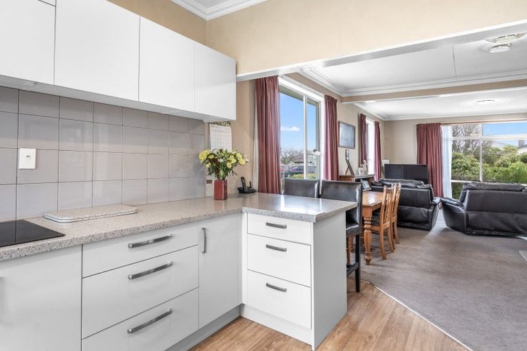 Photo of property in 28 Church Street, Winton, 9720