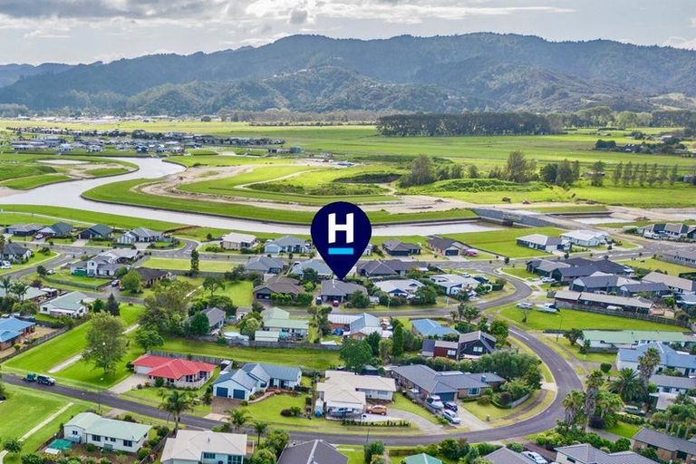 Photo of property in 9 Jacaranda Drive, Whitianga, 3510