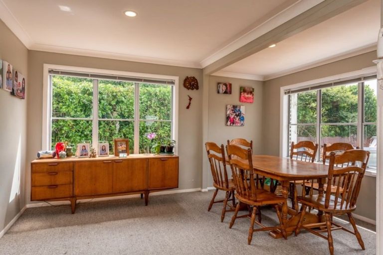 Photo of property in 31 Raumati Road, Raumati Beach, Paraparaumu, 5032