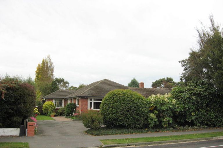 Photo of property in 98 Yaldhurst Road, Sockburn, Christchurch, 8042