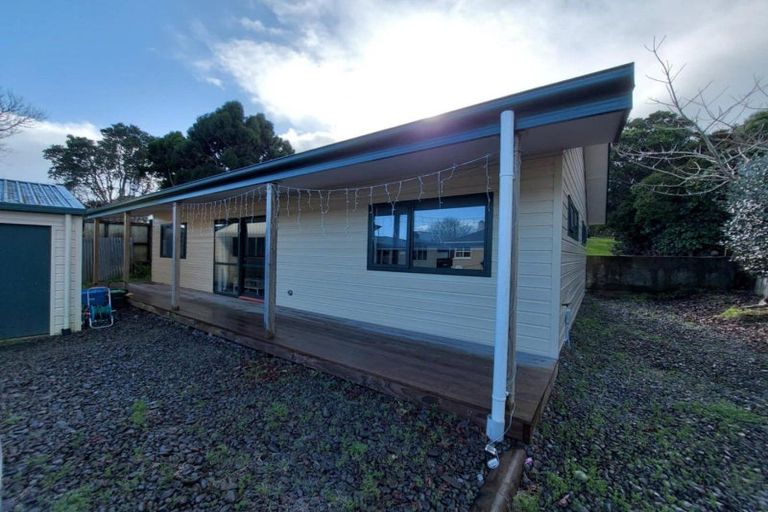 Photo of property in 119 Govett Avenue, Frankleigh Park, New Plymouth, 4310