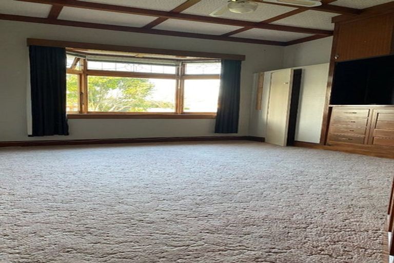 Photo of property in 1010 Plunket Street, Saint Leonards, Hastings, 4120