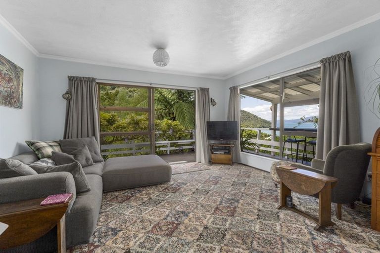 Photo of property in 51 Tirimoana Terrace, Anakiwa, Picton, 7281