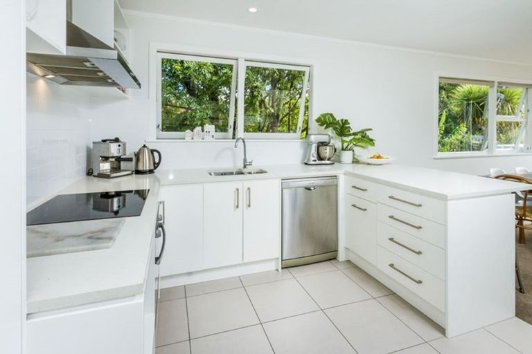 Photo of property in 25 Regent Street, Devonport, Auckland, 0624