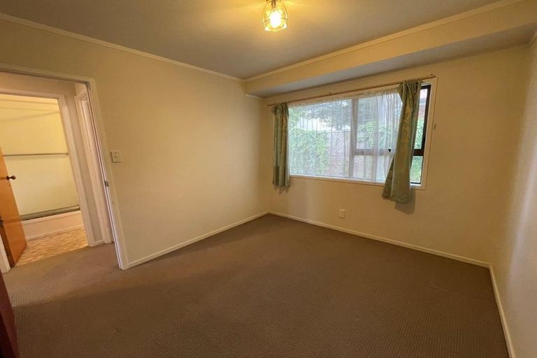 Photo of property in 2/37 Stredwick Drive, Torbay, Auckland, 0630