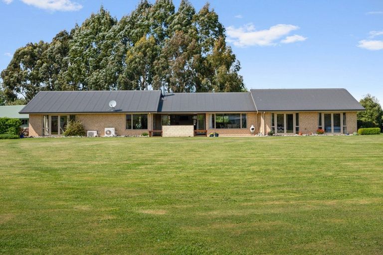 Photo of property in 30 Macdonalds Lane, Waikuku, Rangiora, 7473