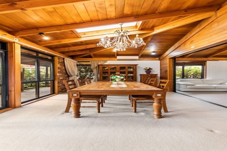 Photo of property in 17 Maygrove Drive, Orewa, 0931