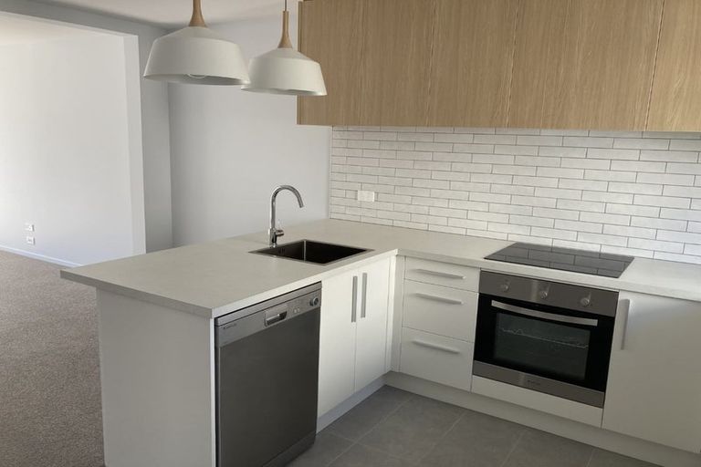 Photo of property in 3/10 New Brighton Road, Shirley, Christchurch, 8061