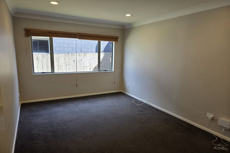 Photo of property in 8 Sunburst Avenue, Snells Beach, 0920