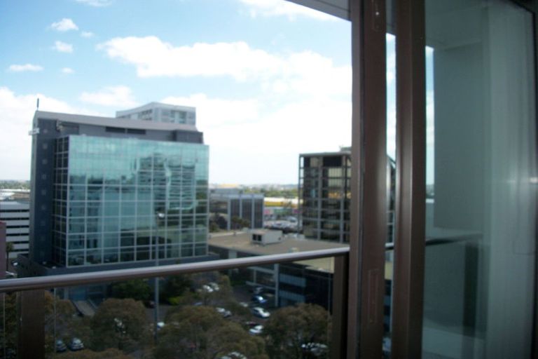 Photo of property in Twin Towers, 801/17 Putney Way, Manukau, Auckland, 2104