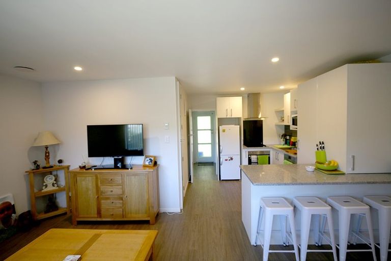 Photo of property in 30 Chartwell Avenue, Glenfield, Auckland, 0629