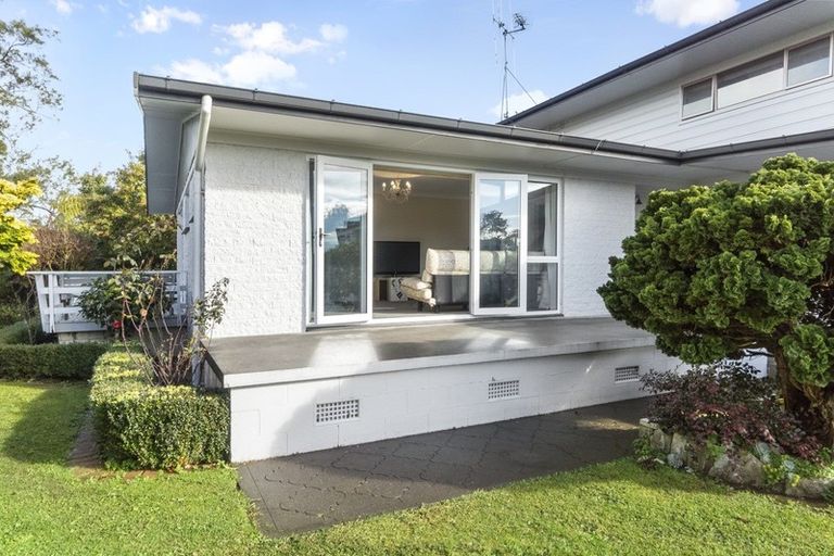 Photo of property in 65 Hooker Avenue, Chedworth, Hamilton, 3210