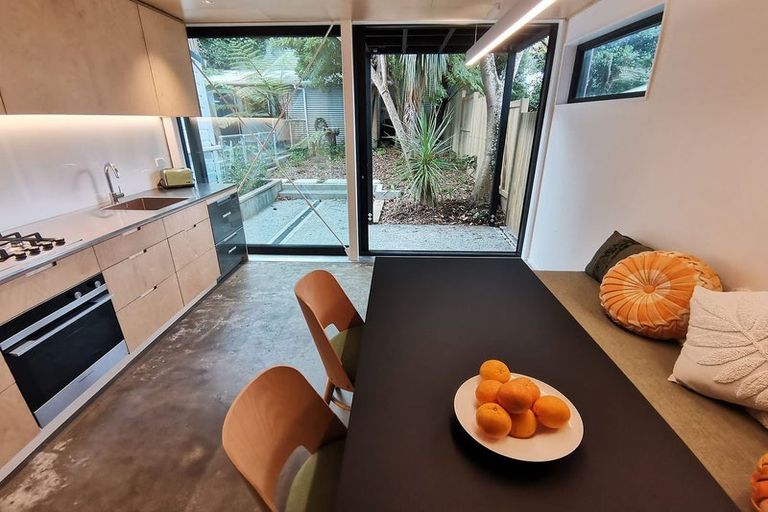 Photo of property in 108 Aro Street, Aro Valley, Wellington, 6021
