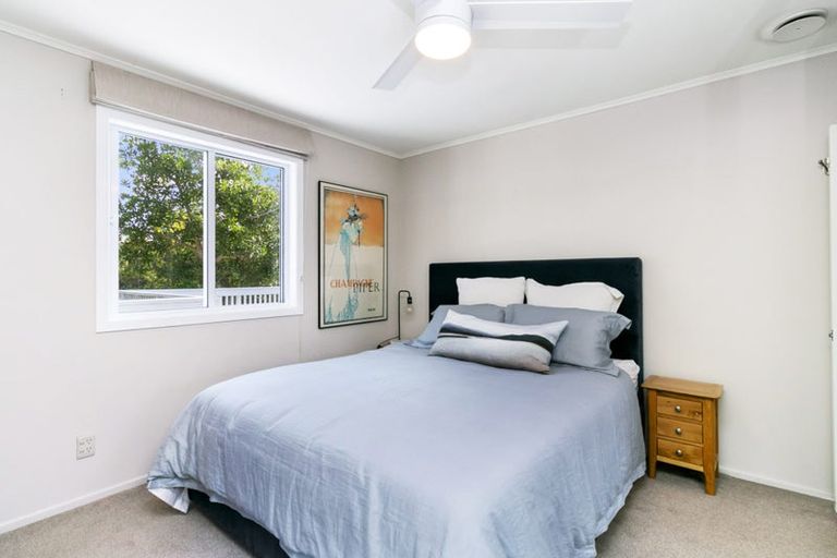 Photo of property in 132 Attwood Road, Paremoremo, Auckland, 0632