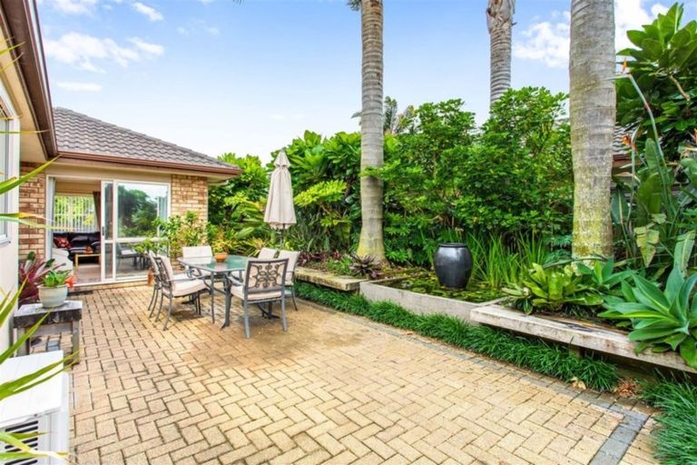 Photo of property in 77 Summerland Drive, Henderson, Auckland, 0612