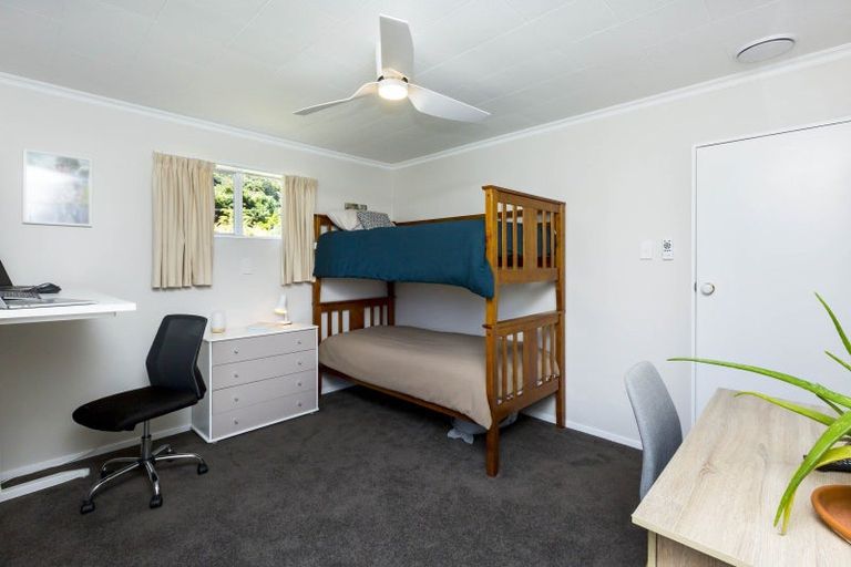 Photo of property in 67 Kamahi Street, Stokes Valley, Lower Hutt, 5019