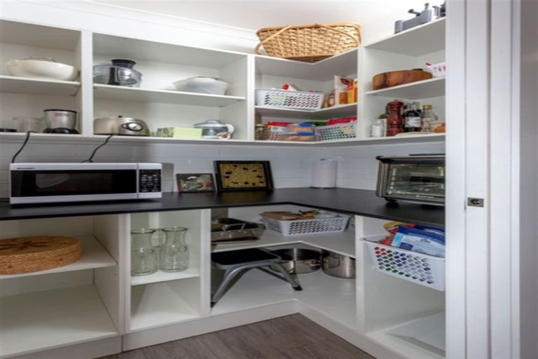 Photo of property in 170 Golden Shore Place, Coromandel, 3506