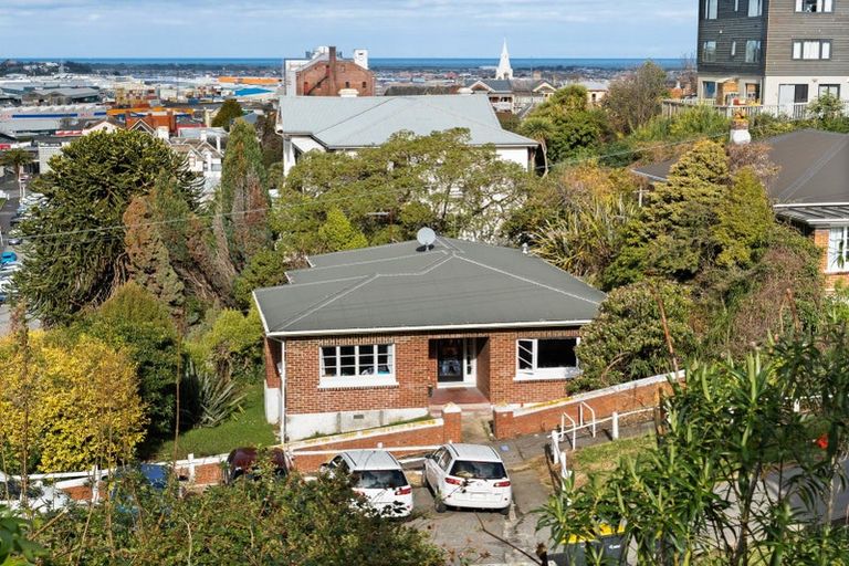 Photo of property in 37 Canongate, Dunedin Central, Dunedin, 9016
