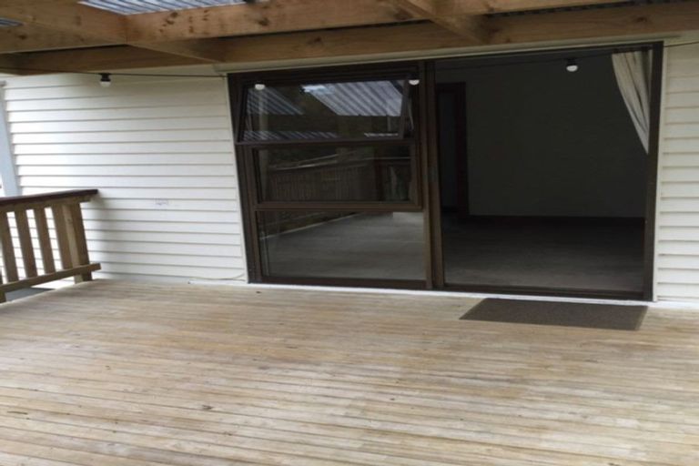 Photo of property in 542b Whangaparaoa Road, Stanmore Bay, Whangaparaoa, 0932